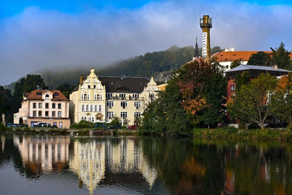 Aparthotel Faust Дечин Экстерьер фото