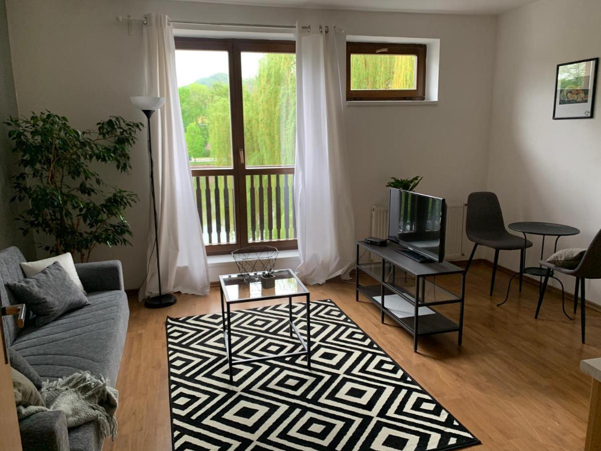 Aparthotel Faust Дечин Экстерьер фото
