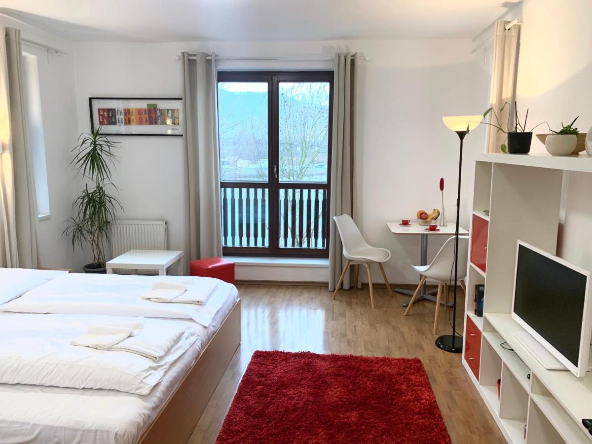 Aparthotel Faust Дечин Экстерьер фото